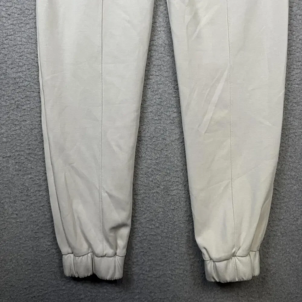 Brand New Lululemon Women's Size 4 Bone Softstreme Relaxed HR Pants Jogger